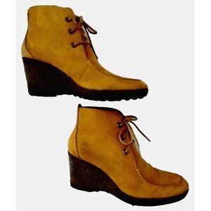 Timberland Women’s Monogram Wallaby Wedge Boots Wheat Gold Leather Booties- 8.5M